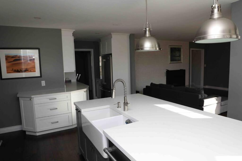 Bowmanville Event Place Bagian luar foto
