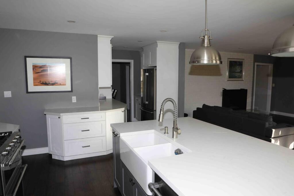 Bowmanville Event Place Bagian luar foto