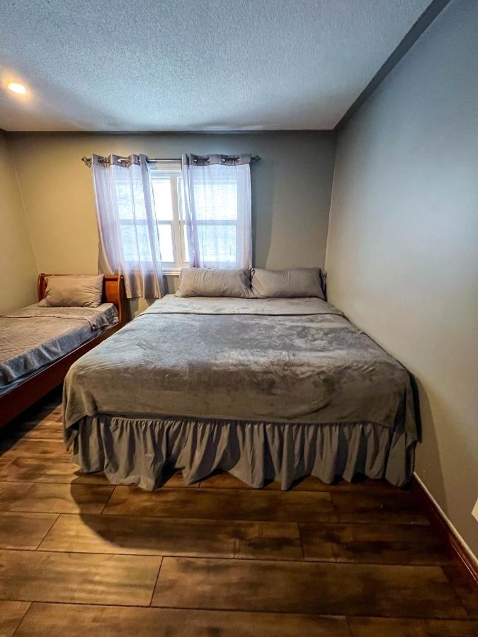 Bowmanville Event Place Bagian luar foto