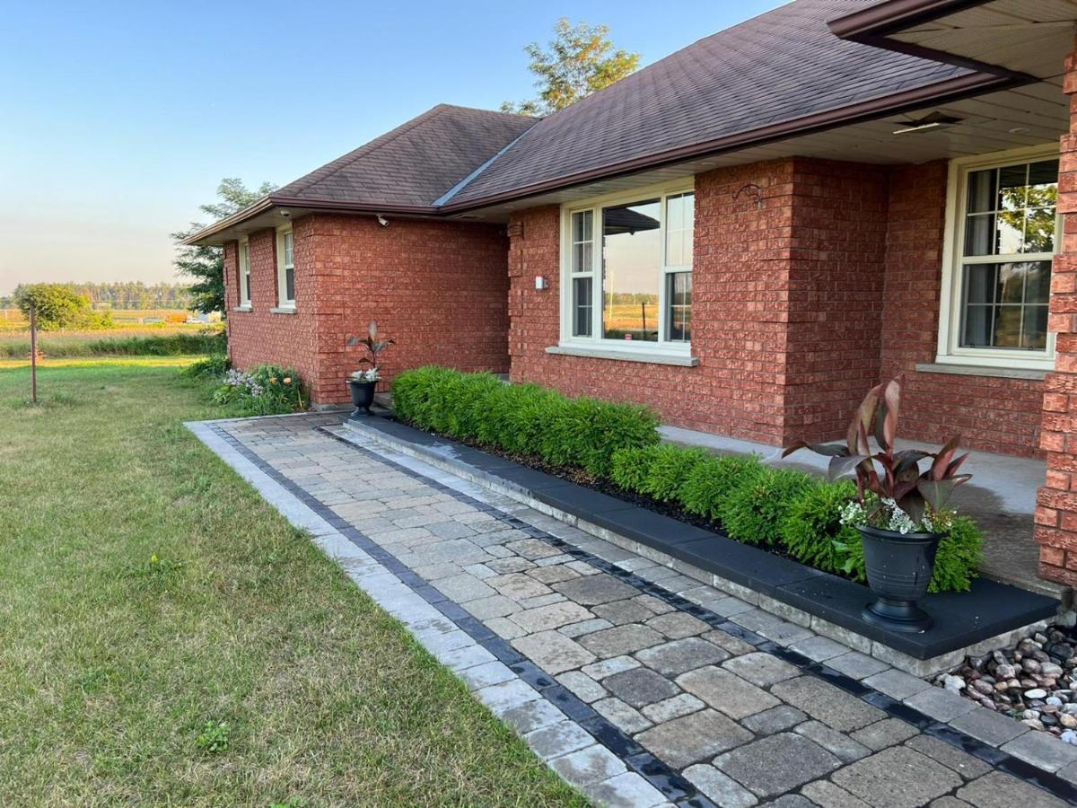 Bowmanville Event Place Bagian luar foto